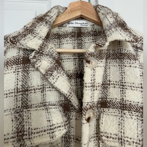 Little Mountain Vancouver Shacket Cream/Brown size small - Picture 2 of 5